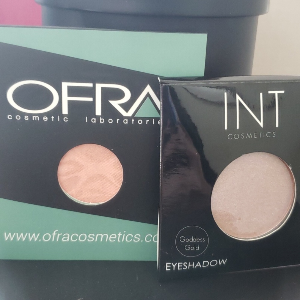 Make up bundle - Picture 6 of 6